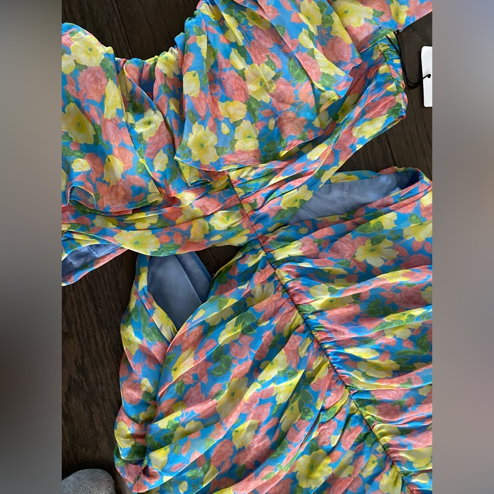 Designer - Picture 8 of 11